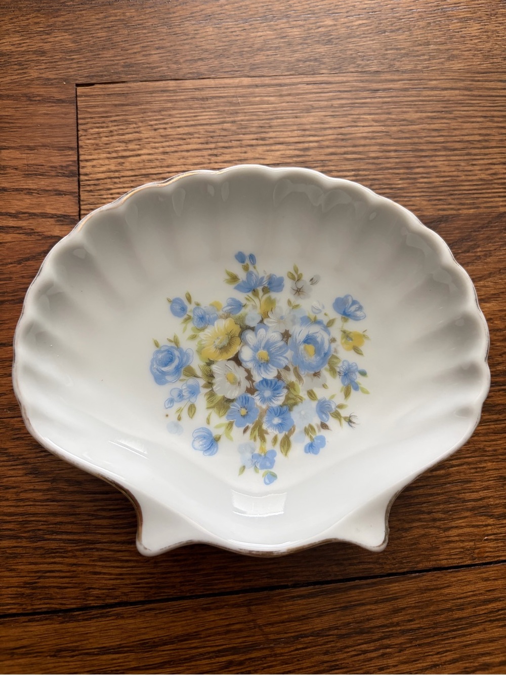 Vintage Porcelain Shell Trinket Soap Blue Yellow Flower Gold Rim Dish
